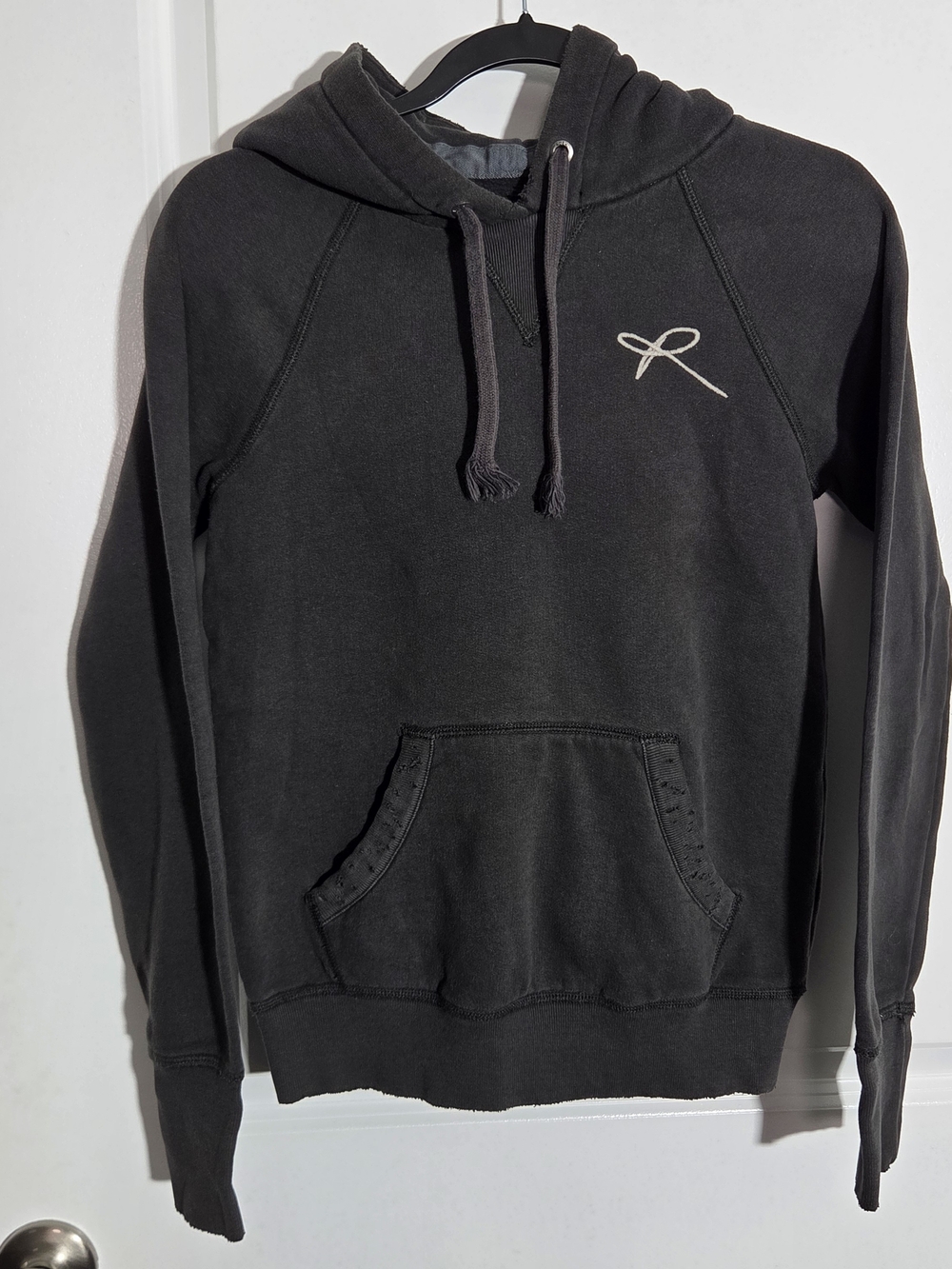 Men's Black Pullover Hoodie with Embroidered Loop Logo